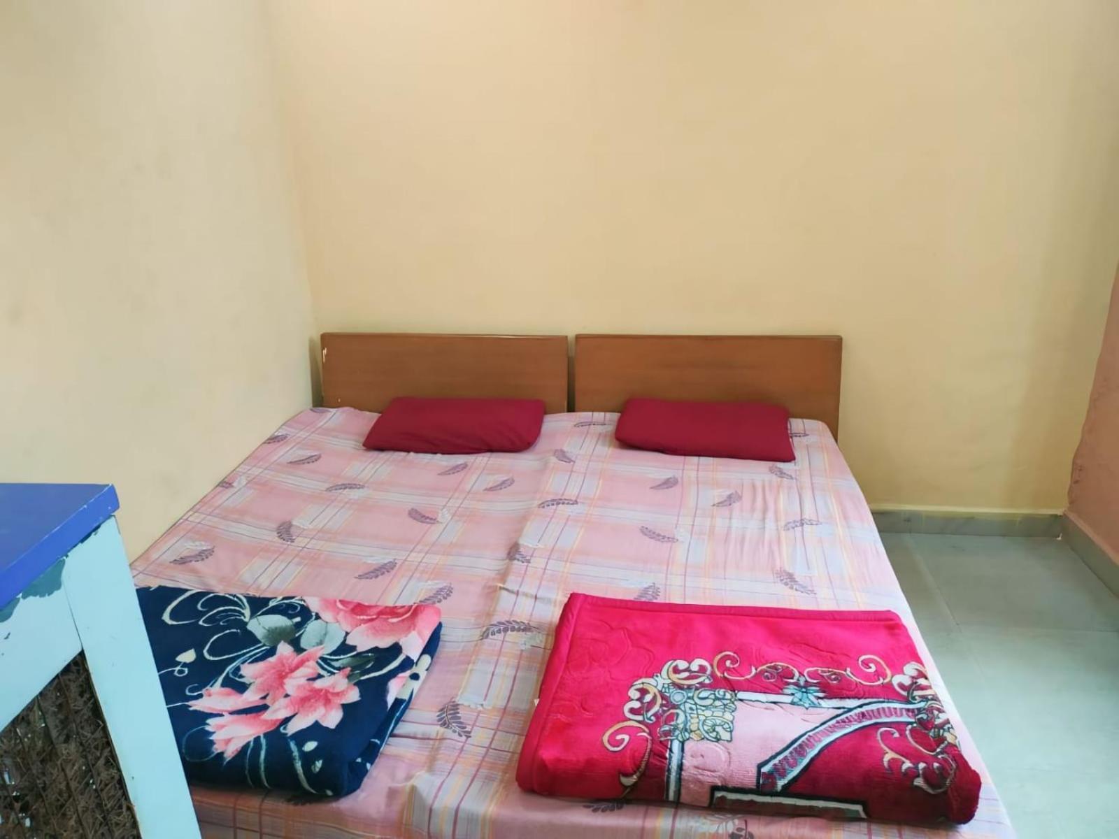 Kailash Kuti Guest House Uddzsaín Kültér fotó